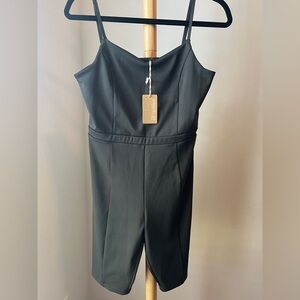 Go UpWest Body Suit NEW Size Medium Adjustable Straps